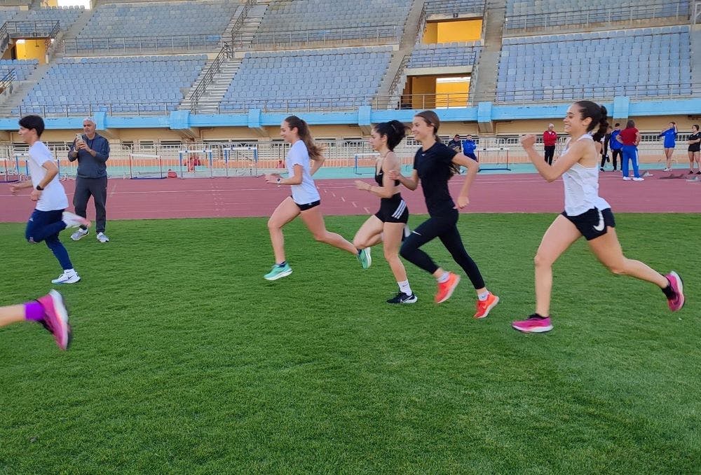 Στο Ηράκλειο συνεχίστηκε το πρόγραμμα «Γυμνάζομαι με τους καλύτερους» runbeat.gr